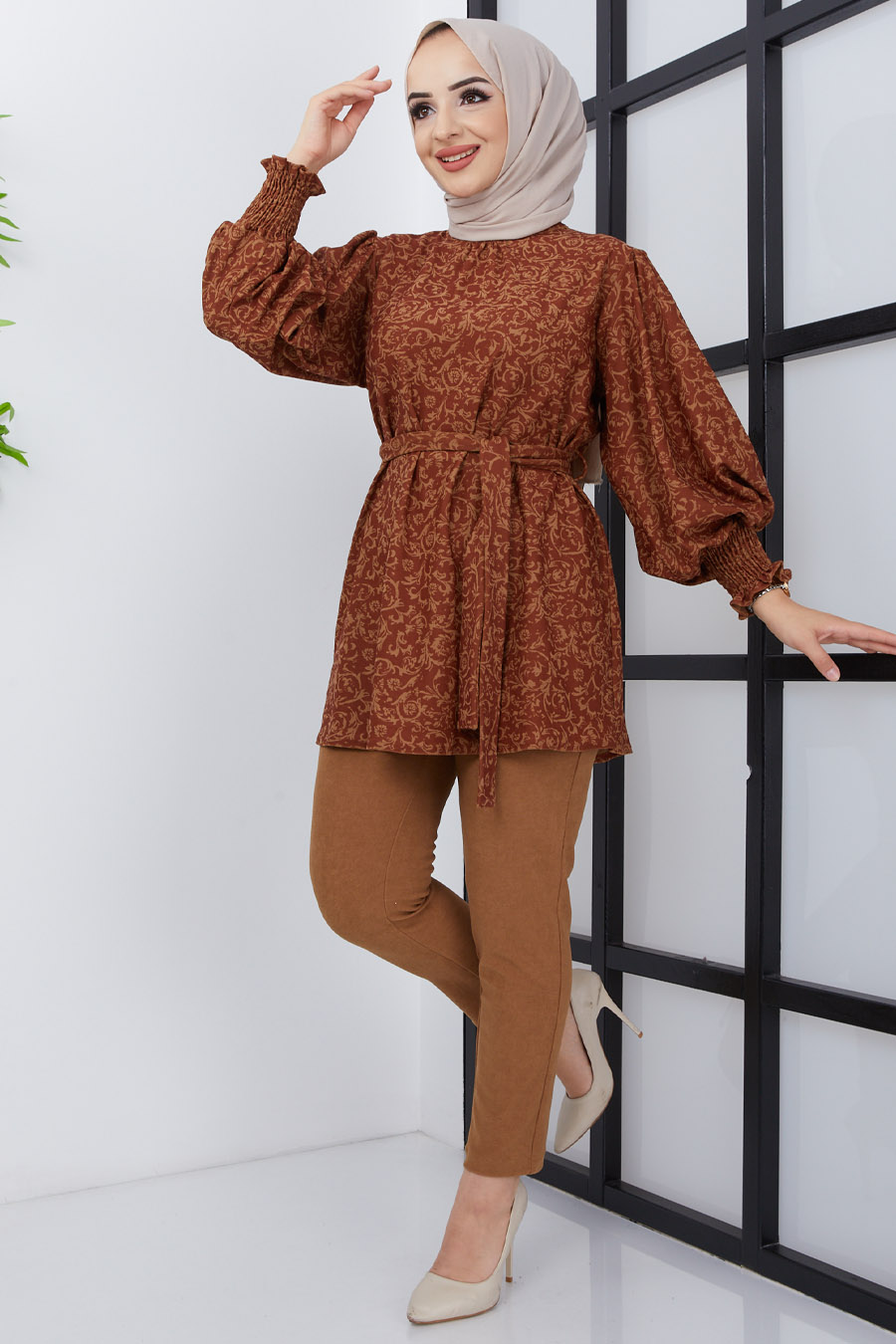Printed Tan Tunic & Pants - Image 3
